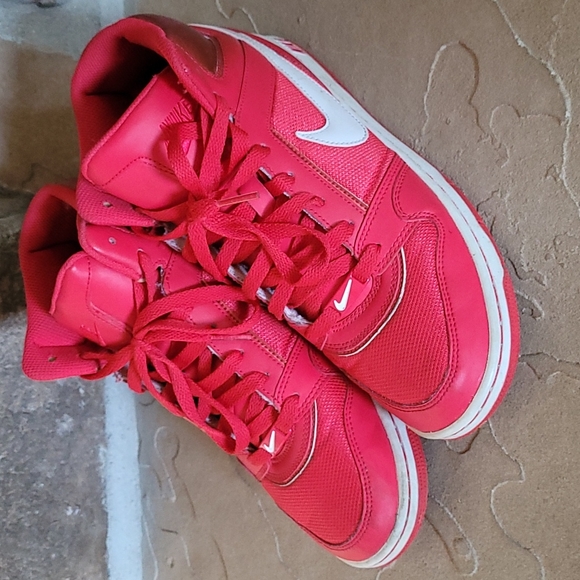 Nike High Tops Ladies Size 9 - Picture 1 of 6